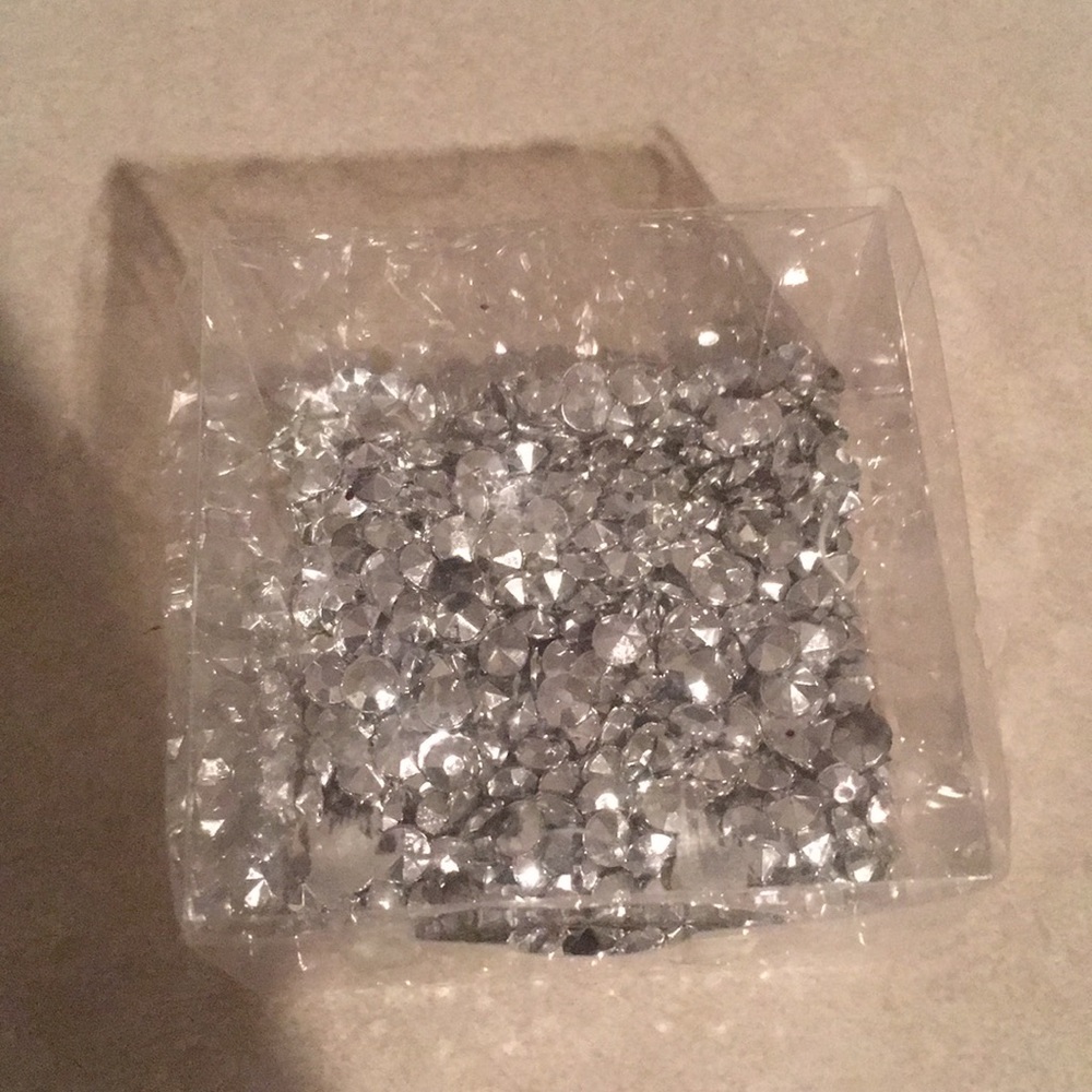 Decorative diamonds